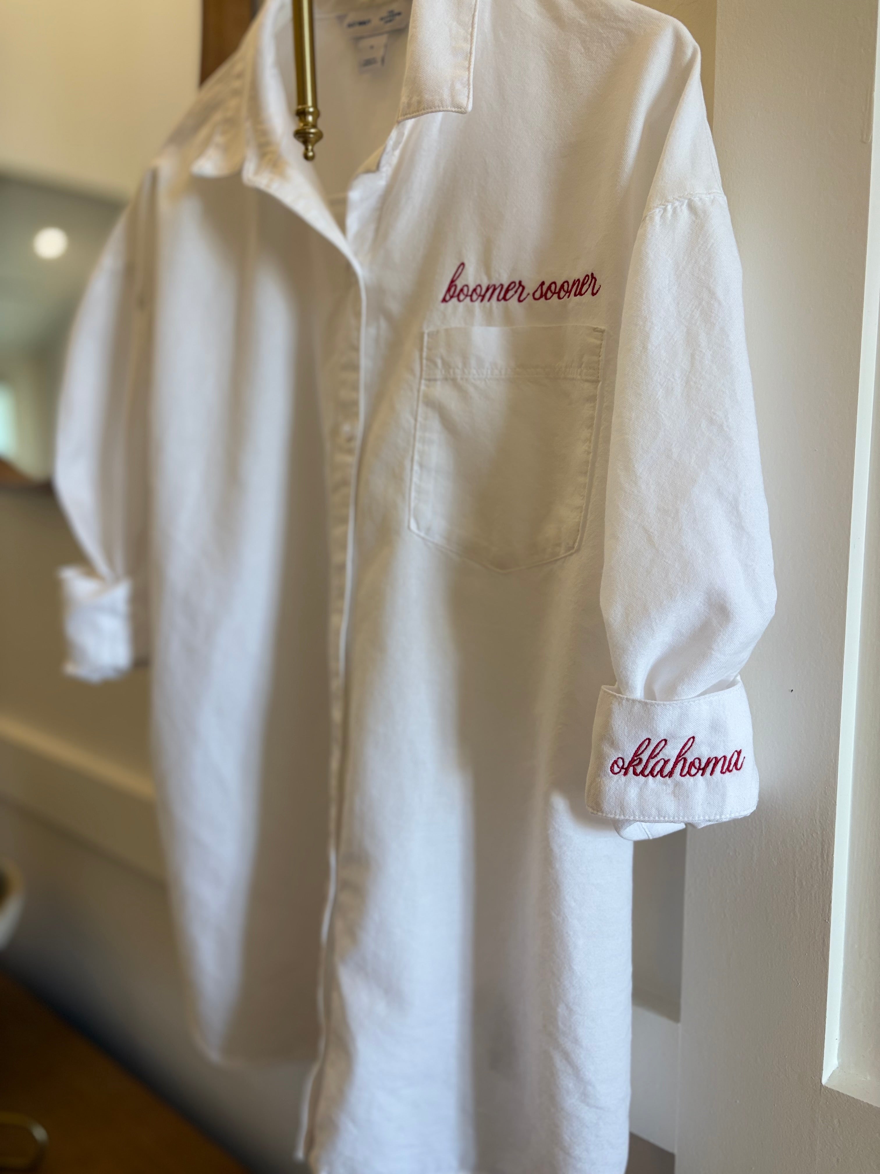 Women’s OU Sooners Embroidered White Button Down